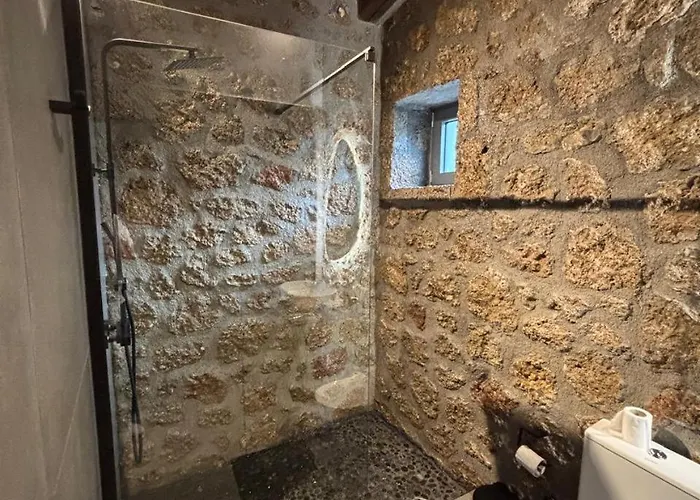 Heartbeat 3 Villa Kato Sinikia Trikalon